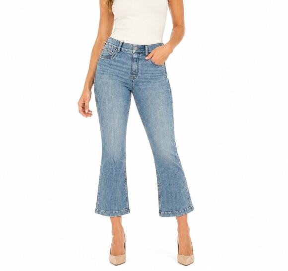 SPANX Denim - NWOT SPANX Denim Cropped Kick Flare Pull On Jeans Vintage Light Wash Size L